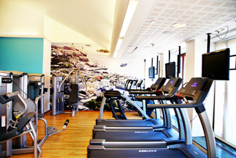 <?php echo $hotelname_visible; ?> reception